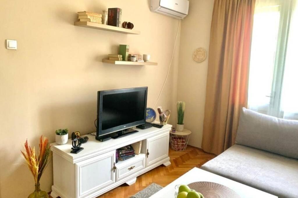 Cute, Spacious Apt In The Heart Of The Old Town Podgorica Esterno foto